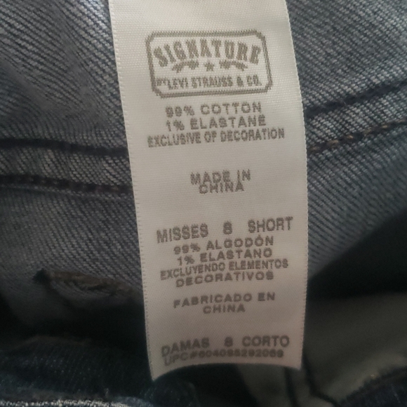 Levis signature low rise bootcut short - Picture 5 of 6
